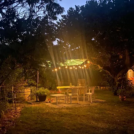 Familiale Namaste Rouvre